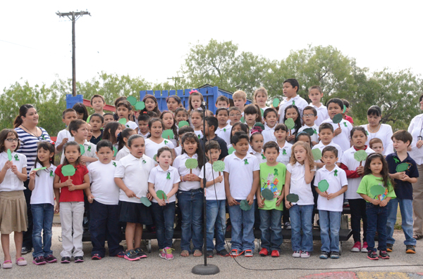 Villareal Elementary students perform at special Arbor Week Tree-Planting Ceremony. Photo LFCISD