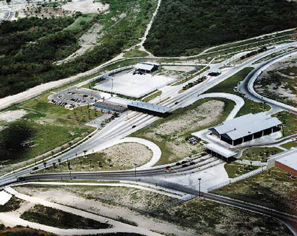 Veteran’s International Bridge at Los Tomates, Brownsville, Texas - Matamoros, Tamaulipas. Photo: TXDOT